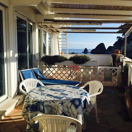 Appartement Agenzia Isotur Nontiscordardime à Ponza Extérieur photo